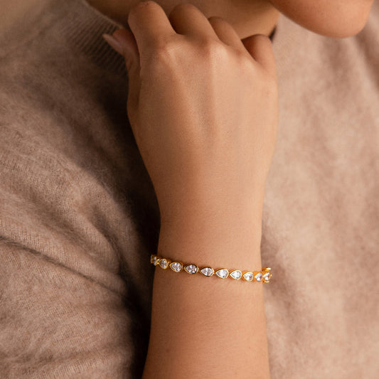 Pear Diamond Tennis Bracelet by Caitlyn Minimalist • Stackable Teardrop Birthstone Bracelet • Diamond Jewelry in Gold • Gift for Mom • BR064