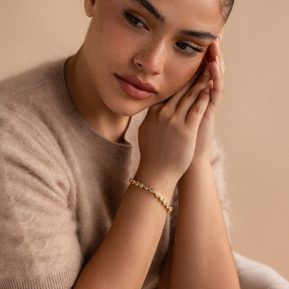 Pear Diamond Tennis Bracelet by Caitlyn Minimalist • Stackable Teardrop Birthstone Bracelet • Diamond Jewelry in Gold • Gift for Mom • BR064